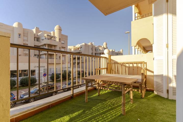 Ganze Wohnung, RentitSpain: Modernes Almerimar, Hafen und Strand in Almerimar, El Ejido