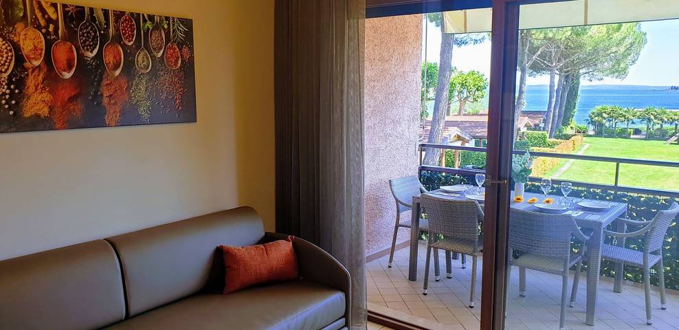Ferienwohnung für 6 Personen, mit Balkon und Terrasse sowie Garten und Seeblick in San Felice del Benaco - 3