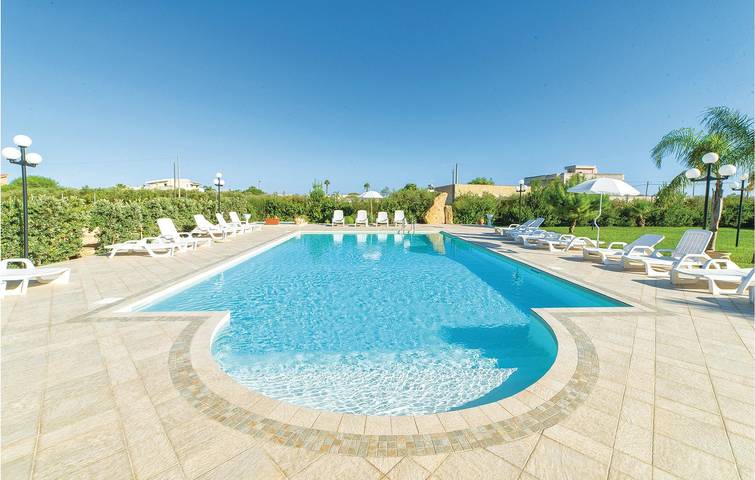 Gîte pour 3 personnes, avec piscine et terrasse à Marsala - 4