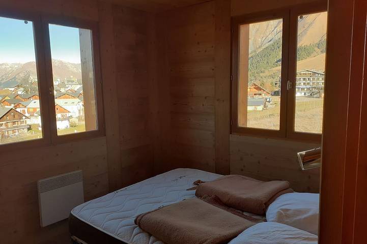 Gîte pour 5 personnes, avec sauna et jacuzzi ainsi que jardin et balcon à Jarrier - 3