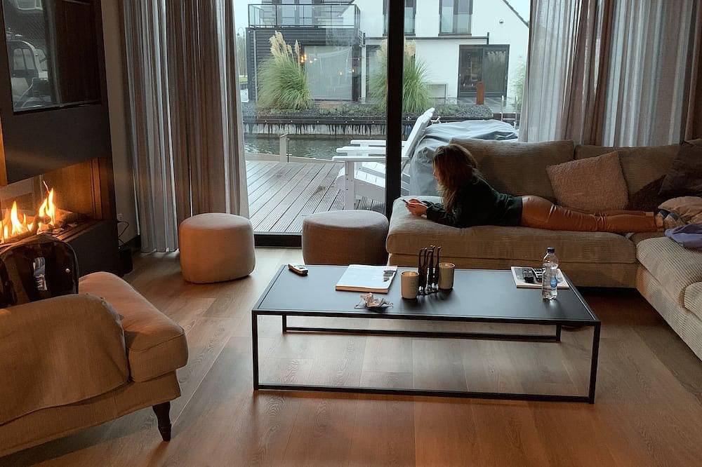 Sehr luxuriöse und neue Ferienvilla in Stavoren, Ijsselmeer