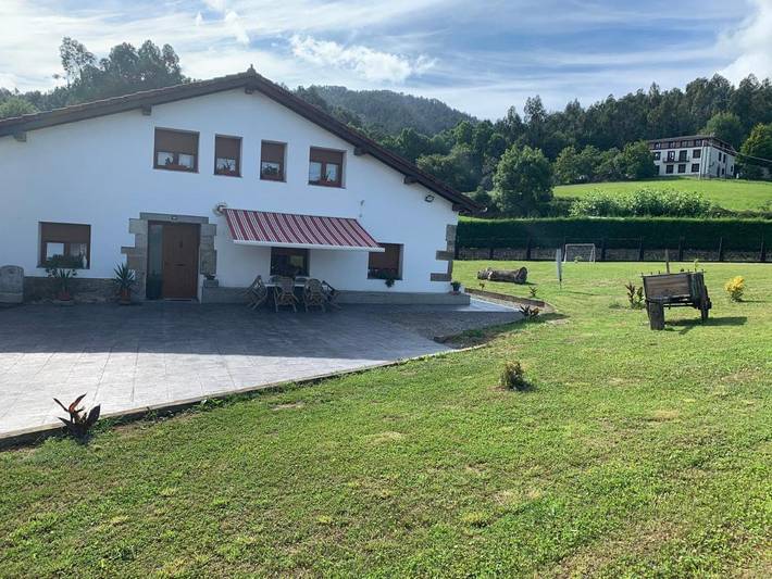 Location de vacances pour 7 personnes, avec vue et jardin à Busturia - 3