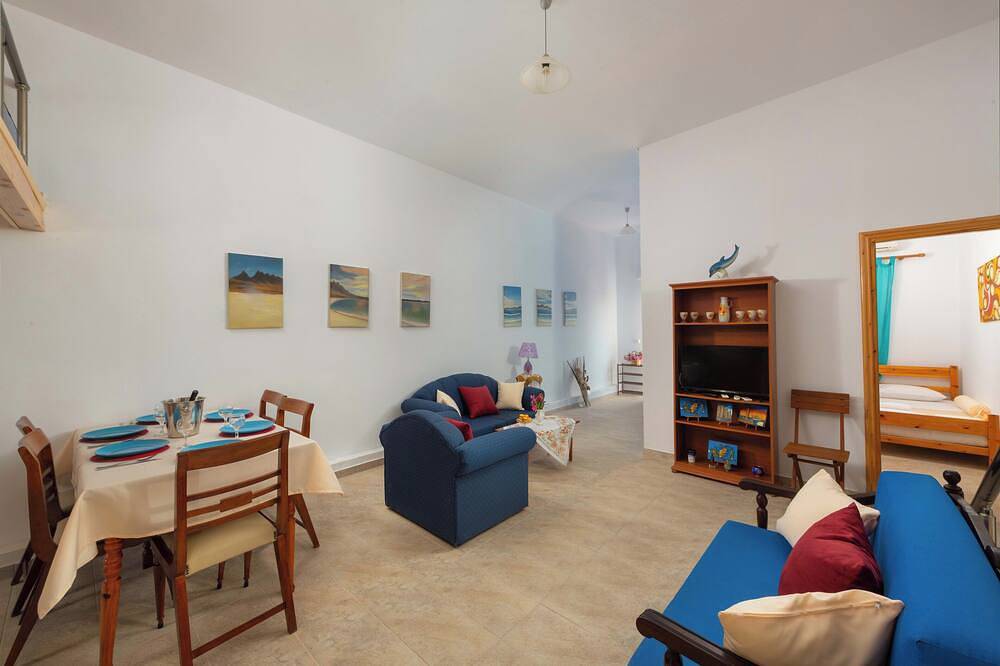 Charming Beach House with private pool in South Rhodes, Beach Pearl in Rhodes