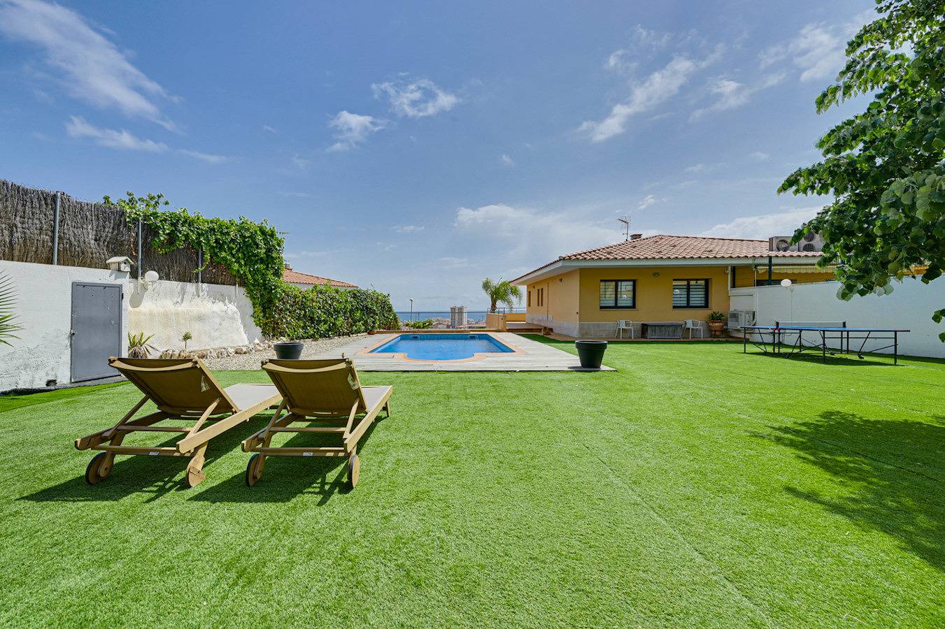 Villa Aloe in Calella, Costa del Maresme