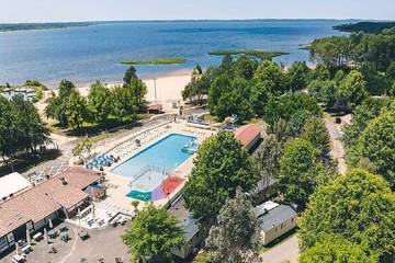 Camping pour 6 personnes à Parentis-en-Born