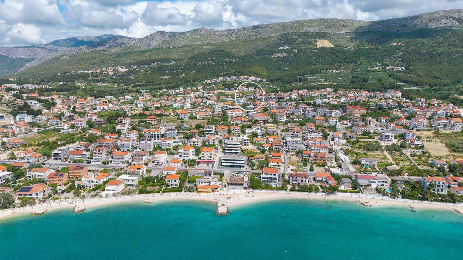 Villa Pavuza – Luxury 4-Bedroom Seaview Villa with Infinity Pool in Podstrana, Near Split in Grljevac (Podstrana), Podstrana