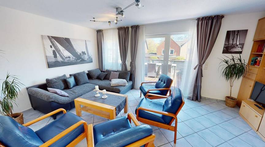 Ferienwohnung für 6 Personen, mit Balkon und Whirlpool sowie Garten und Sauna