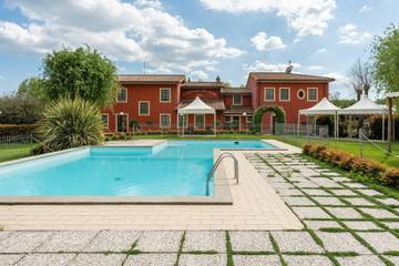 Agriturismo per 7 Persone in Montecarlo (Toscana), Provincia di Lucca, Foto 2