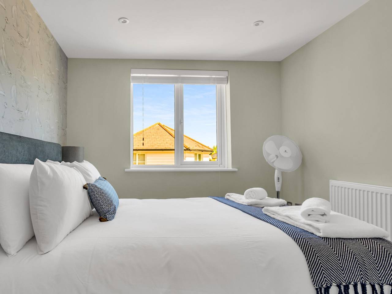 Entire apartment, Pass the Keys | Elegance Meets Modern Luxury in Whitstable, Kent