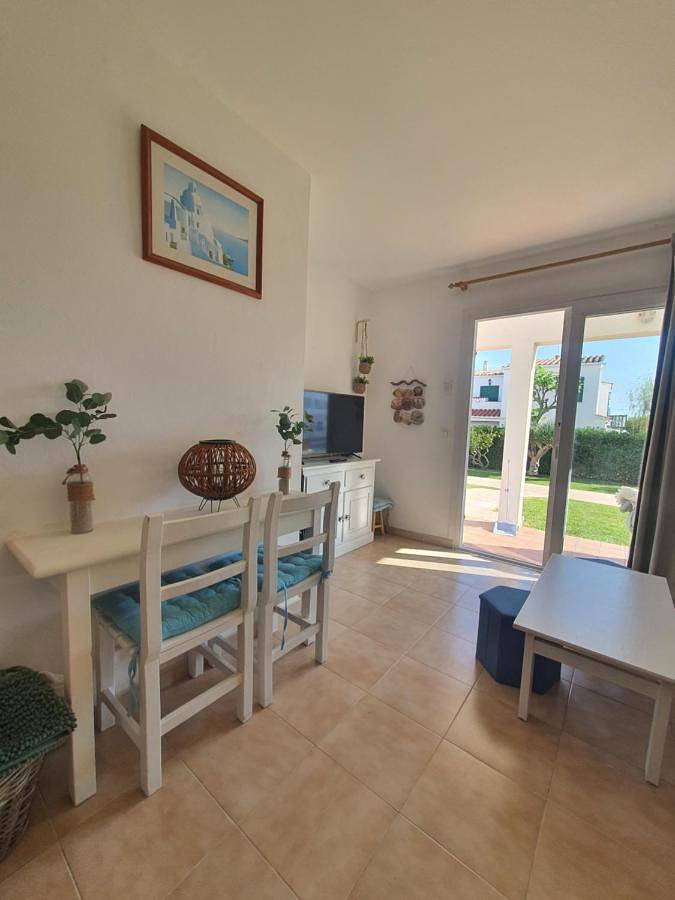 Gîte pour 4 personnes, avec jardin ainsi que vue et piscine à Cala en Blanes - 2