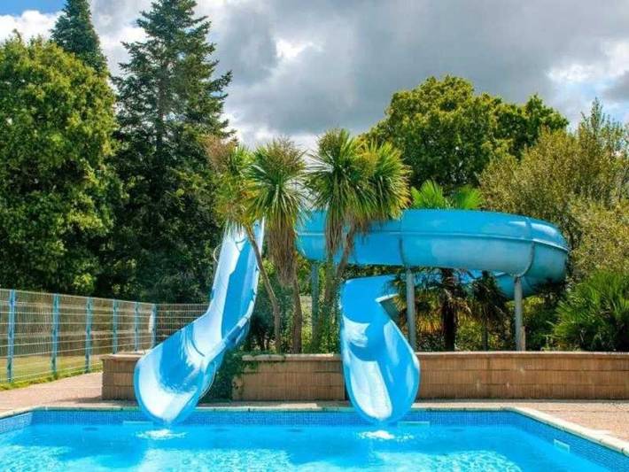 Location de vacances pour 6 personnes, avec Bassin pour enfant et Piscine à Saint-Yvi - 2