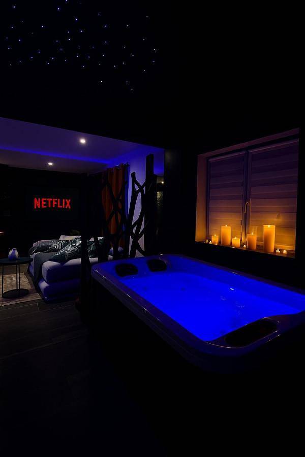 Maison de vacances pour 2 personnes, avec Jacuzzi ainsi que Terrasse et Sauna à Mouscron