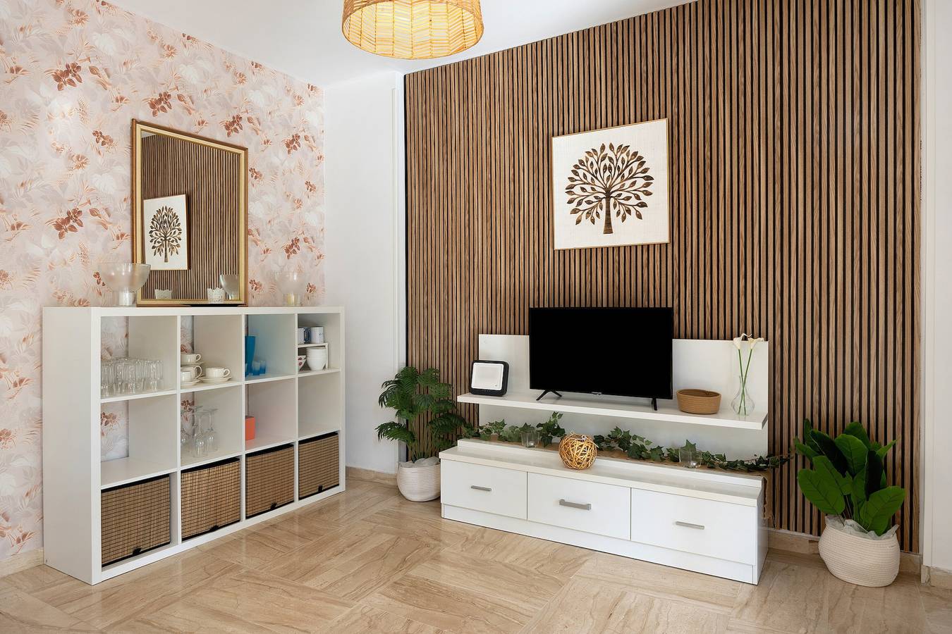 Apartamento entero, Apartamento 'Marismas Sancti Petri' con piscina compartida, jardín privado y aire acondicionado in Playa La Barrosa, Chiclana de la Frontera