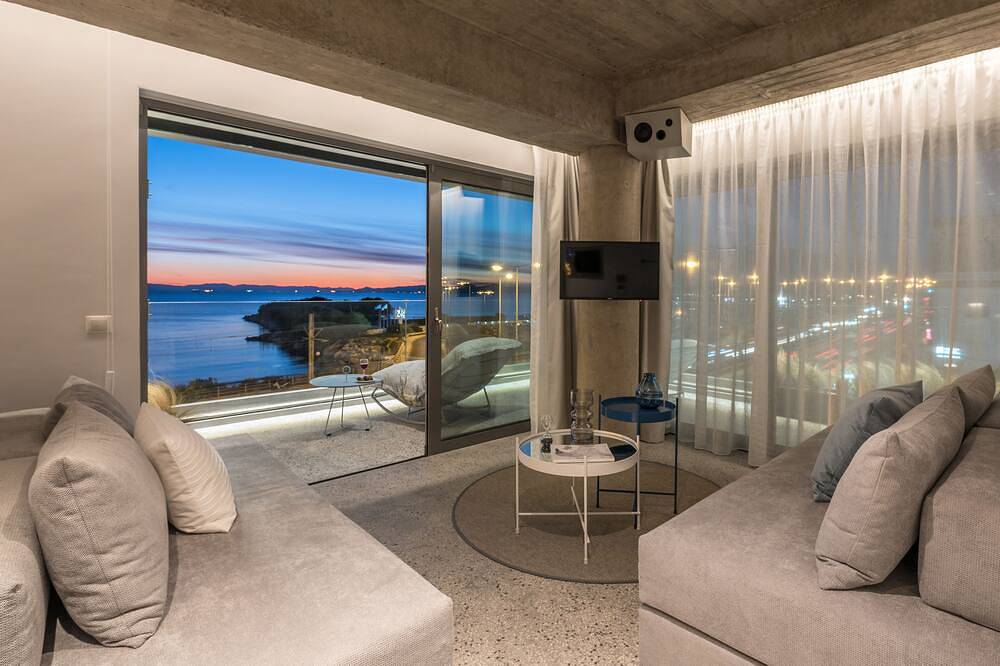Hotel a Alimo a partire da 270€ a notte