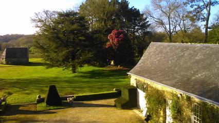 Gîte pour 4 personnes, avec terrasse et jardin à Quimper