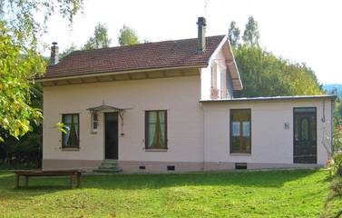 Gîte pour 6 personnes, avec jardin à Fumay
