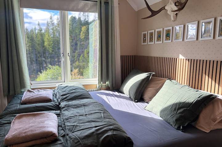 Häxans Hus – Ferienhaus in Dalarna mit Seeblick und Alleinlage in Ludvika, Dalarna