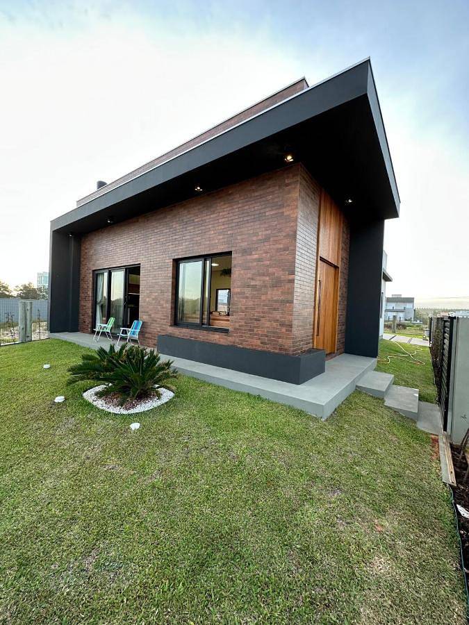 Casas e apartamentos de temporada para 7 pessoas, com vista em Passo de Torres