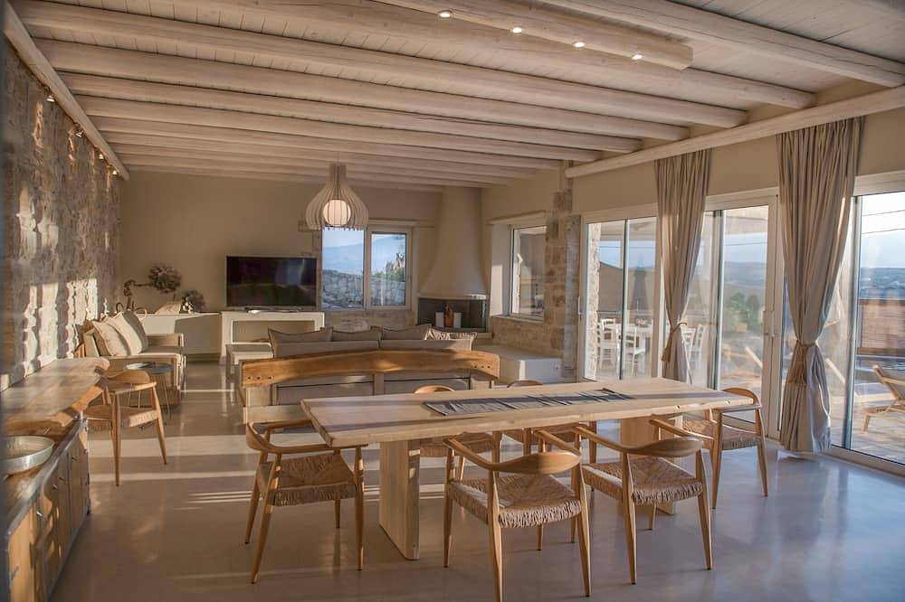 Sonnige Villa mit privatem Pool in der Nähe des Strandes von Komos in Pitsidia, Iraklio-Heraklion und Umgebung