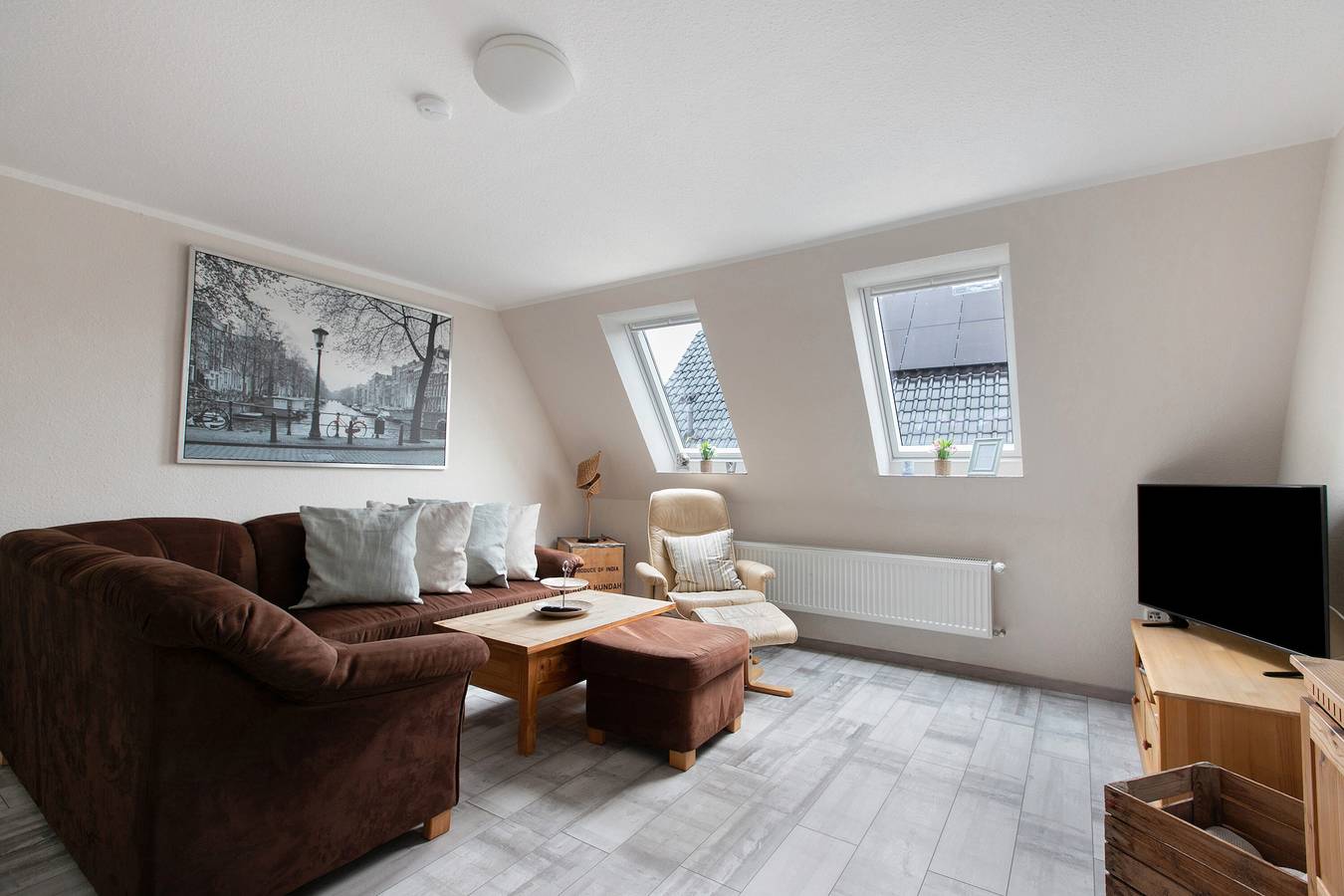 Ganze Wohnung, Ferienwohnung 'Janina' mit Privatterrasse, Balkon und Wi-Fi in Norddeich (Schleswig-Holstein), Dithmarschen
