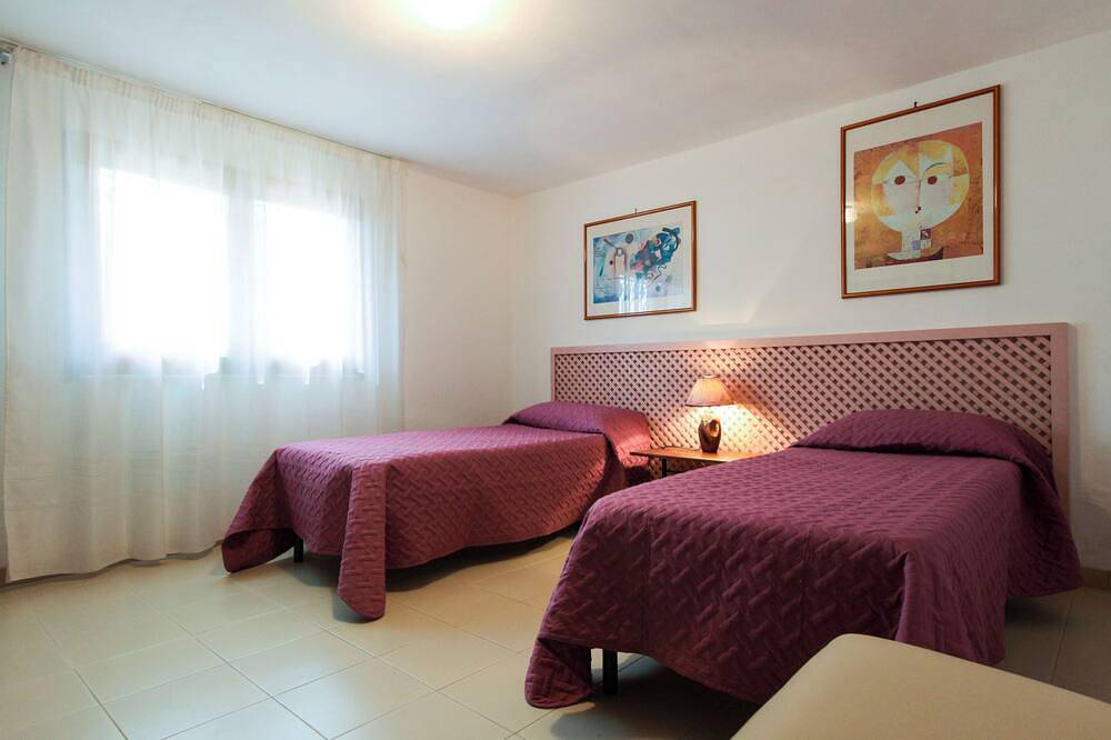 Appartamento intero, Case Bongiovi - App. Giallo - A 2 min dalla spiaggia, con giardino e vista mare in Sciacca, Provincia di Agrigento