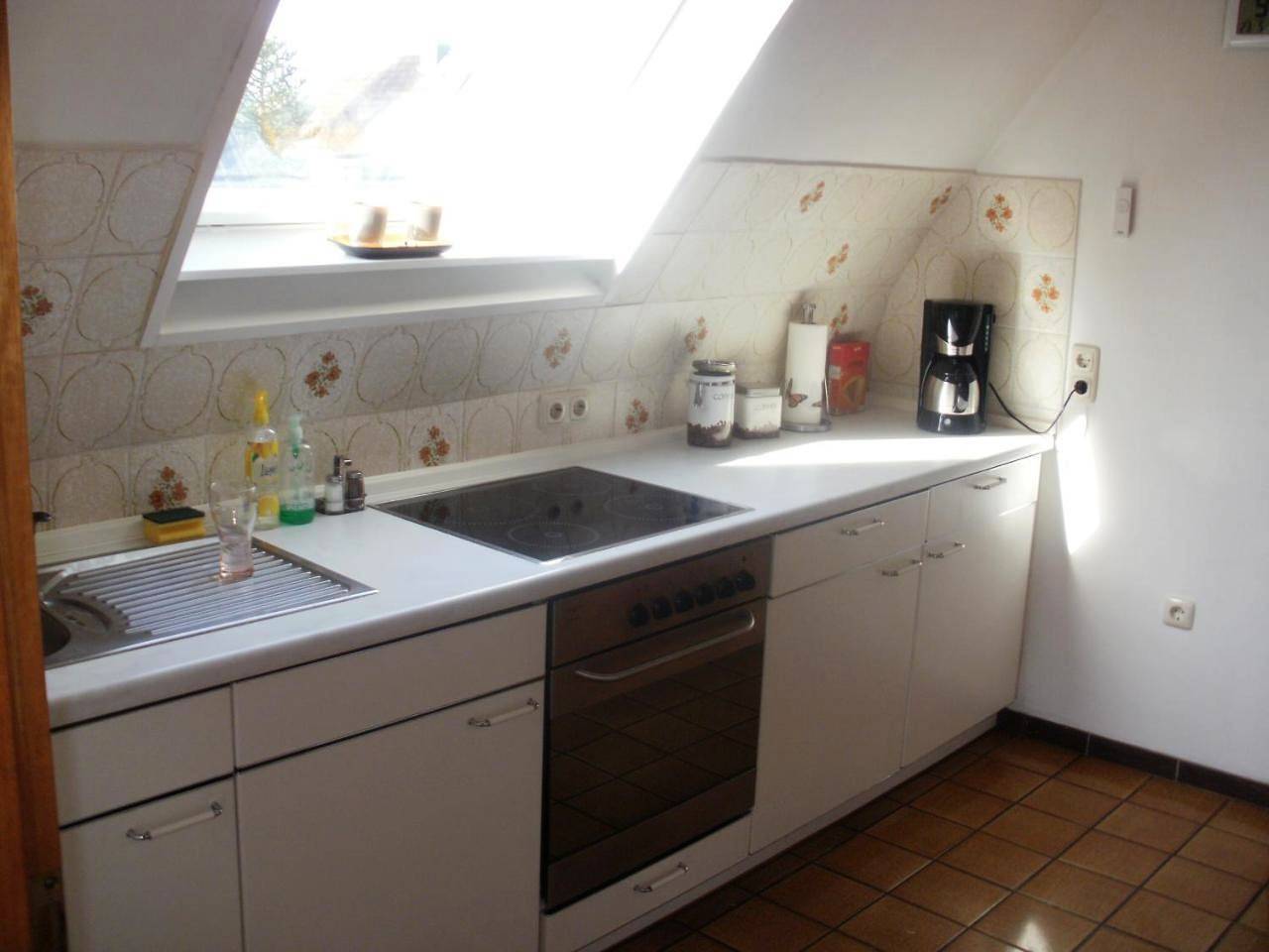 Ganze Wohnung, One-Bedroom Apartment in Frechen, Rhein-Erft-Kreis