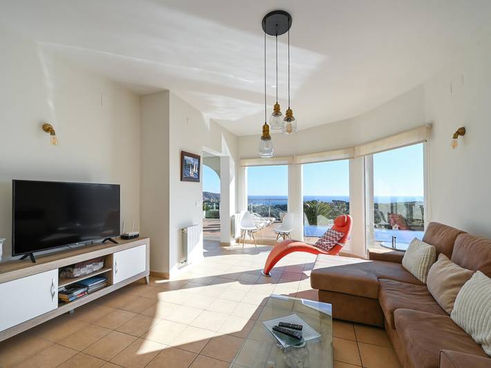 Villa en Moraira con piscina y playa in Teulada, Costa Blanca
