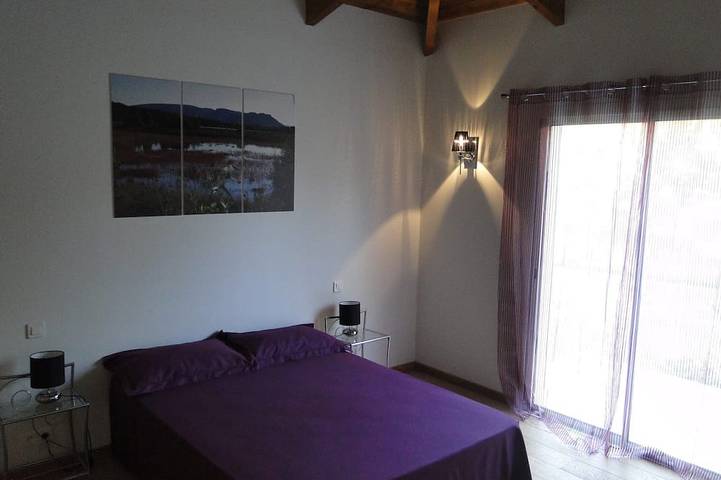 Location de vacances pour 7 personnes, avec jardin et terrasse dans Office de Tourisme Porto Vecchio Sud Corse - 2