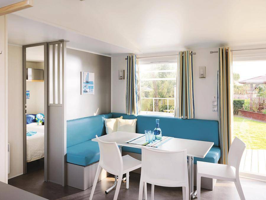 Flower Camping La Plage - Mobilheim 6 personen - Mobilheim Confort 31m² (3 Zimmer) + Tv + halboffene Terrasse von 18 m² 6 Pers. in Treignac, Tulle und Umgebung