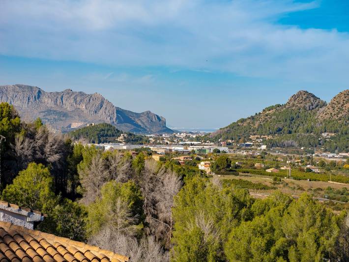 Preciosa villa con piscina y vistas in Pedreguer, Costa Blanca