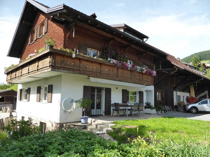 Ferienwohnung für 7 Personen, mit Garten und Ausblick