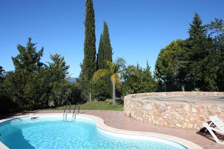 Casa rural para 6 personas, con jardín además de piscina y vistas en Silves