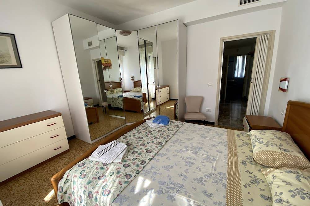 Fantastic Villa with private pools 90 meters from the beach in Marina di Castagneto Carducci, Etruscan Coast