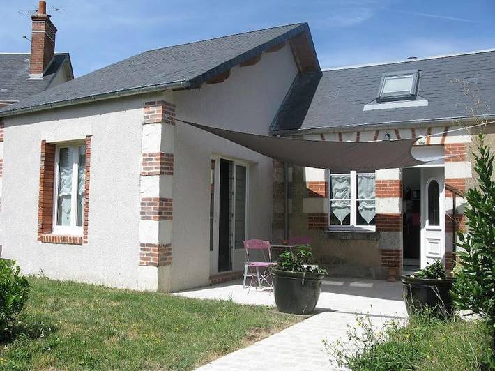 Location de vacances pour 4 personnes, avec jardin ainsi que terrasse et piscine à Blois - 3