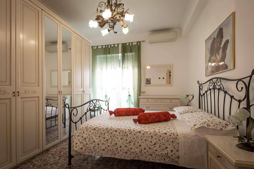 Ganze Wohnung, Entzückende zentrale Rom Wohnung 100 m von der Basilika St. Pietro Free Wifi in Vatikan, Rom Provinz