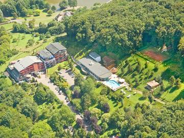Hôtel pour 2 personnes, avec jacuzzi et jardin ainsi que piscine et sauna dans Echternach