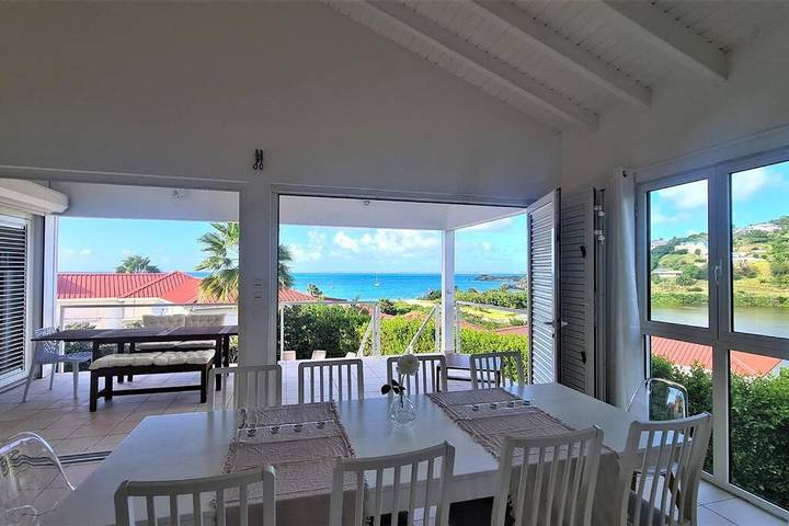 Location de vacances pour 8 personnes, avec vue ainsi que terrasse et piscine, animaux acceptés dans Friars Bay Saint Martin - 4