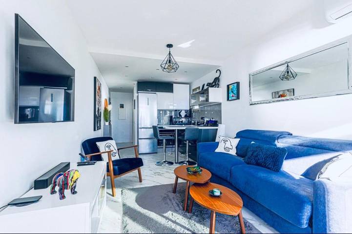 Gîte pour 2 personnes, avec vue et terrasse dans Plage de la Pierre au Tambour - 2