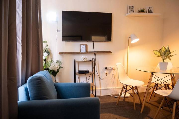 Casa de vacaciones para 10 personas, con jardín, Se admiten mascotas - 1