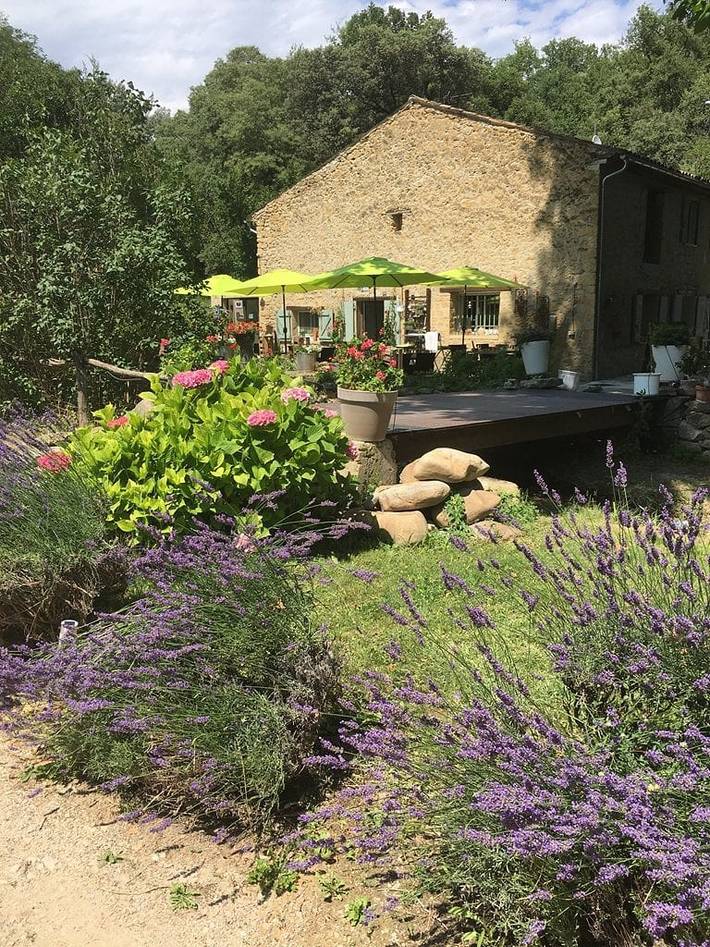 Cottage pour 2 personnes, avec jardin ainsi que sauna et piscine, animaux acceptés à Puget