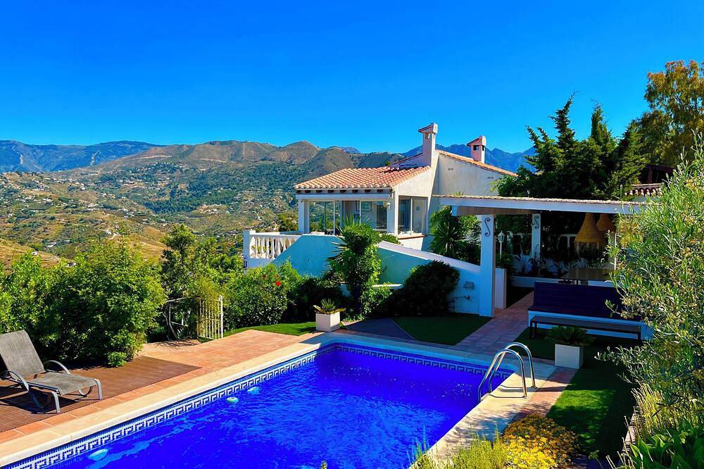 Fabelhafte Villa mit privatem Pool, Wifi, 20% Rabatt auf Mai-Buchungen in Cómpeta, Costa del Sol