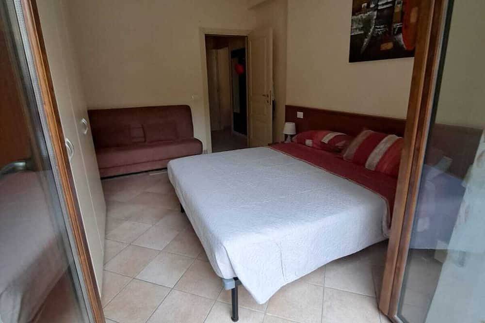 Apartamento entero, Grazioso bilocale nel \"Borgo Il Castello\", elegante struttura con piscine in Tortoreto Lido, Tortoreto (Comune)