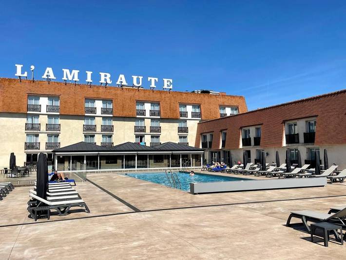 Hôtel pour 4 personnes, avec terrasse et piscine ainsi que jacuzzi et sauna à Touques - 3