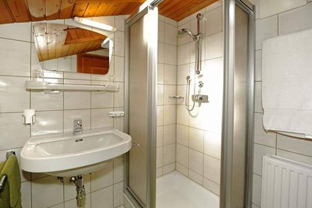Doppelzimmer, Dusche, Wc - Gästehaus Winkler in Rauris, Ski Amadé