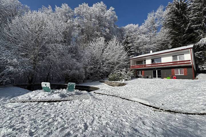 Ferienhaus für 8 Personen, mit Balkon und Garten sowie Sauna in Rickenbach