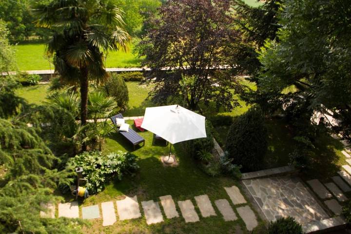 Location de vacances pour 3 personnes, avec vue et jardin, adapté aux familles à Pignerol - 2