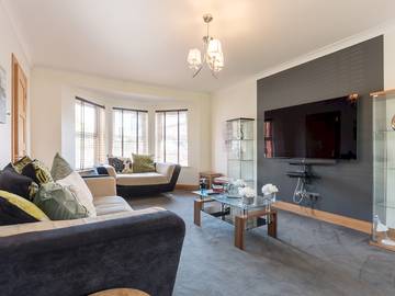 Glamping for 8 People in Basildon, Essex, Photo 1