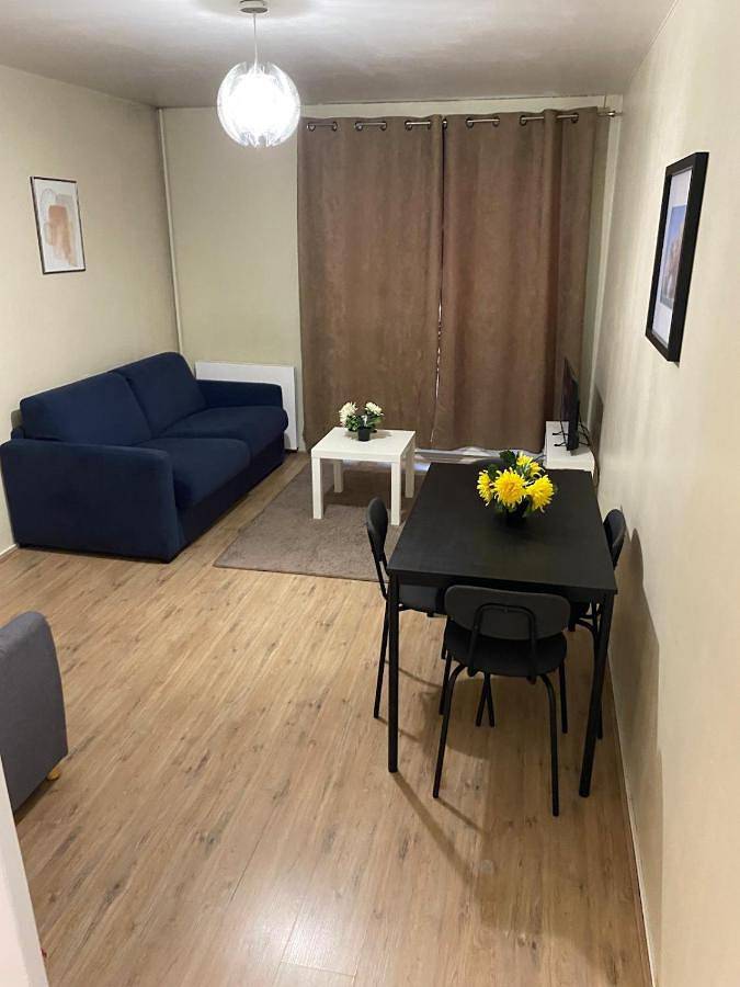 Gîte pour 8 personnes à Les Ulis - 2