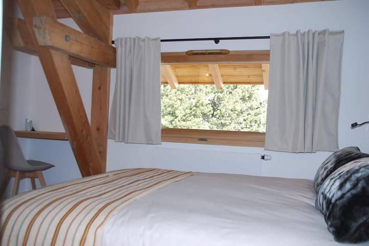 Montgenèvre 05100 Loue Chalet 12 Couchages - 5 Chambres 5 SdB - Sauna Salle Jeux in Montgenèvre, Région de Briançon