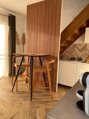 Gîte pour 4 personnes, avec vue dans Grands-Bois